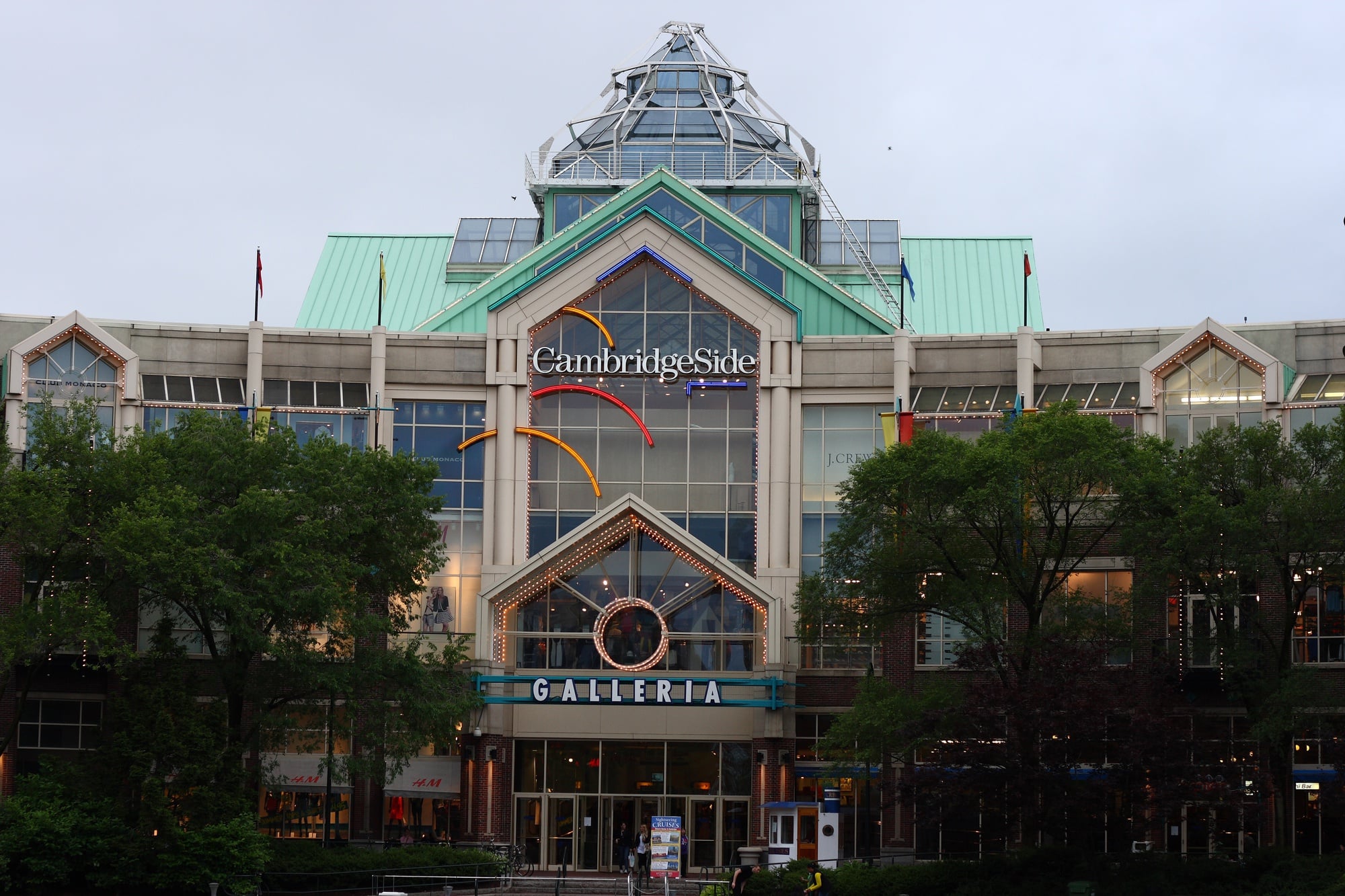 CambridgeSide Galleria seems like the perfect location to try mall walking, a CDC-approved method of exercise.