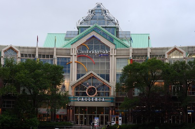 Cover image for One Mall Walk for Man, One Mall Leap for Mankind