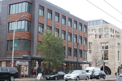 Cover image for Harvard Law Unveils New Building for Legal Clinics, Research Programs