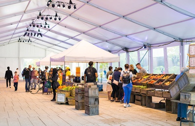 Cover image for Farmer's Market