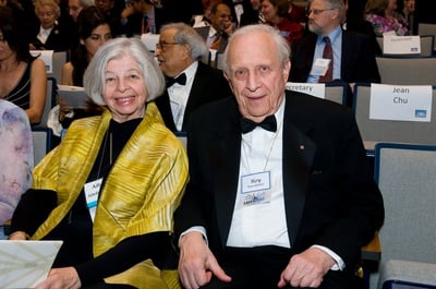 Cover image for Roy Glauber, Harvard Physics Professor and Nobel Laureate, Dies at 93