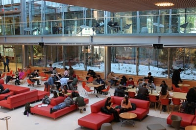Cover image for Sleeping in Smith Center Draws Harvard Police Interventions