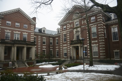 Cover image for Harvard, University of Michigan Professors Discuss the COVID-19 Pandemic’s Effect on Prisons