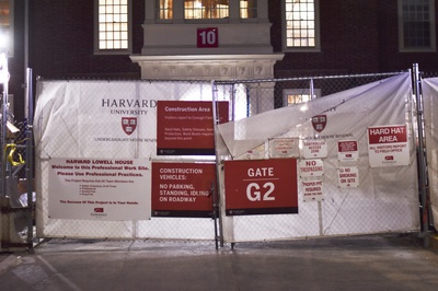 Cover image for Lowell House Construction