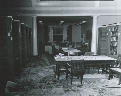 Cover image for Destruction at Semitic Museum