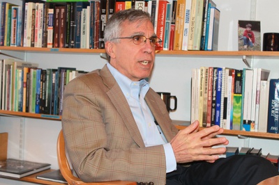 Cover image for Robert Stavins Talking