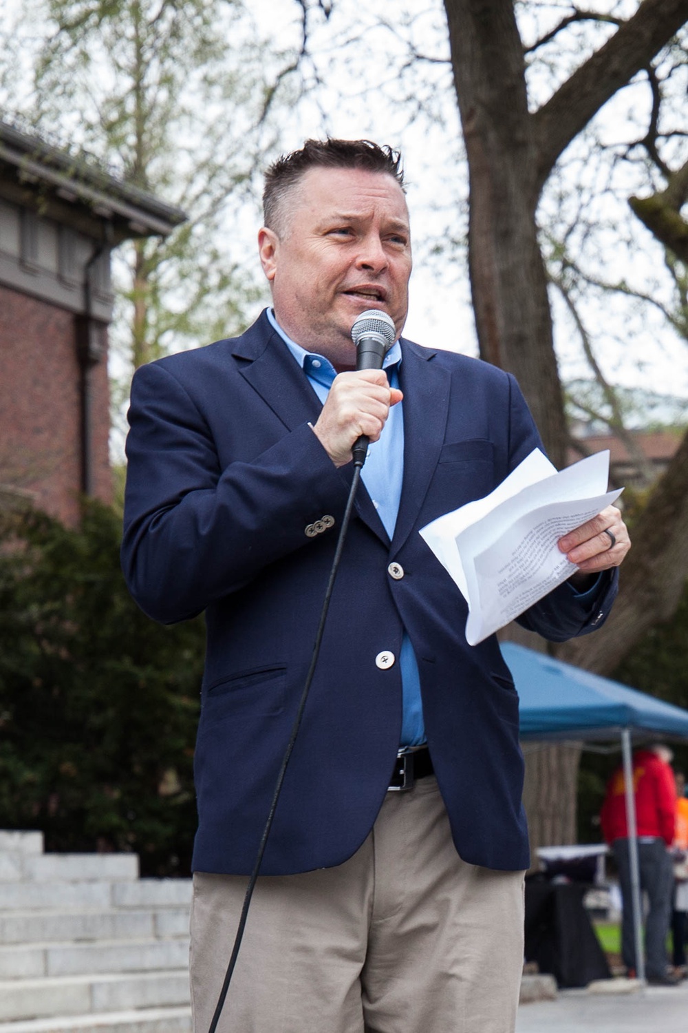Cambridge Mayor Marc C. McGovern speaks at a divestment rally held on Friday.