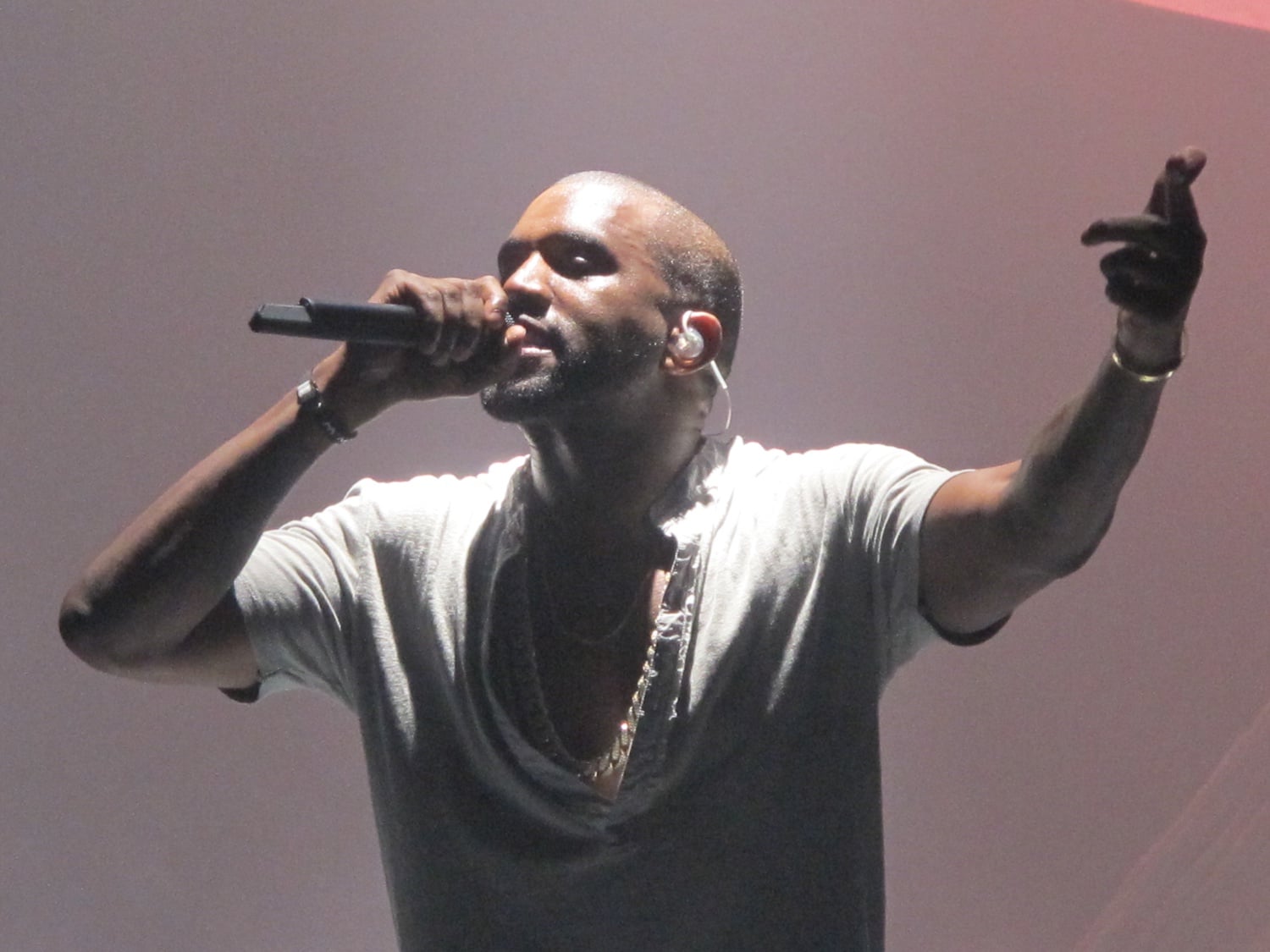 Kanye West can do more than sing. He can also perform a Sunday Service concert at Coachella on Easter.