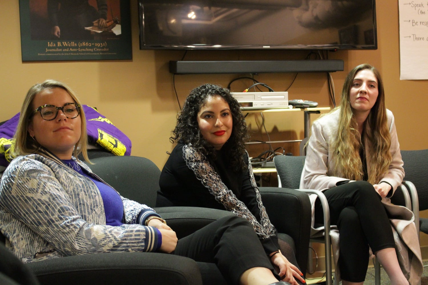 Flores recounted her such experiences in an event hosted at the Women’s Center on April 17th.