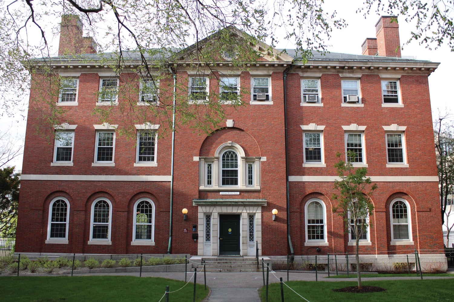The Phillips Brooks House Association award is named for Robert Coles '50, an author, psychiatrist, and former Harvard professor, as well as a PBHA board member.