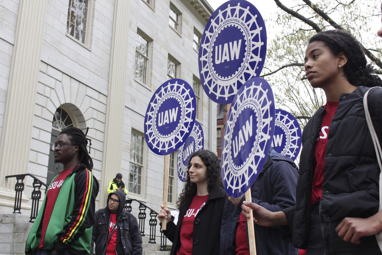 Harvard Graduate Students Union-United Automobile Workers and the University remain without an agreement on some of the key issues in negotiations for a second contract.