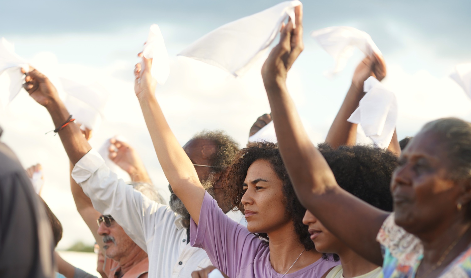 The town of "Bacurau" bids farewell to its matriarch, Camelita.