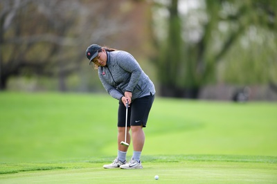 Cover image for Freshman Phenom: Elizabeth Wang, Female Breakout Athlete of the Year