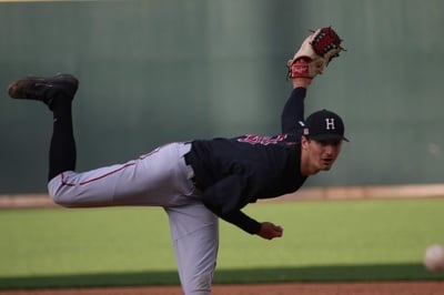 Cover image for Triple Play: Harvard Baseball's Stone Brothers