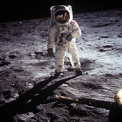 Cover image for lunar landing still