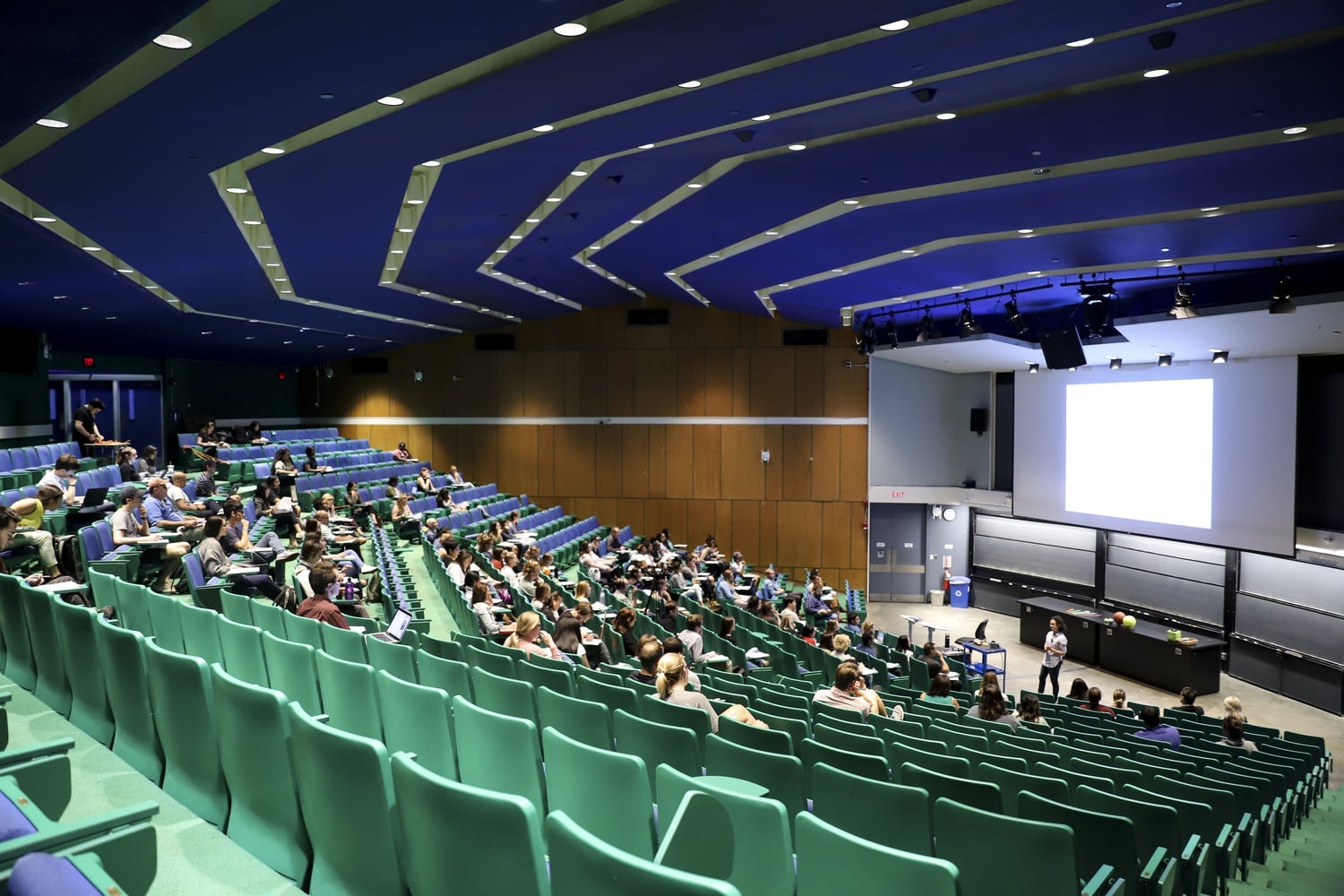 Harvard Extension School class Physics I: Mechanics, Elasticity, Fluids, and Diffusion taught by Anna M. Klales meets in Science Center Hall B Tuesday, the first day of shopping week.
