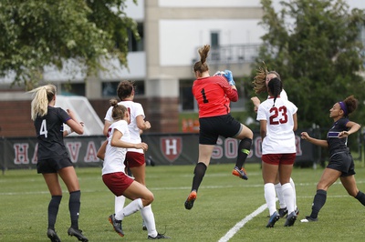 Cover image for Women's Soccer Posts Second Straight Shutout Win