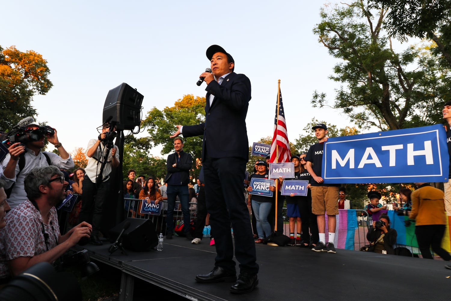 Andrew Yang, a Democratic presidential candidate, gave a speech to supporters at the Cambridge Commons on Monday evening.