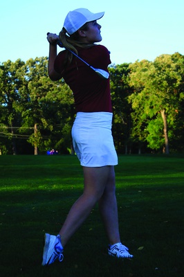 Cover image for Women's Golf Victorious At Dartmouth Invitational