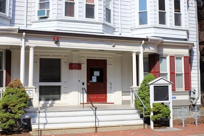 Cover image for Harvard Closes a 72-Year Old Door