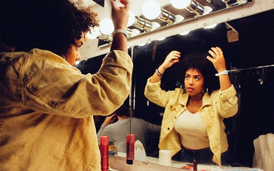 Cover image for Backstage before a Yo Soy LOLA show