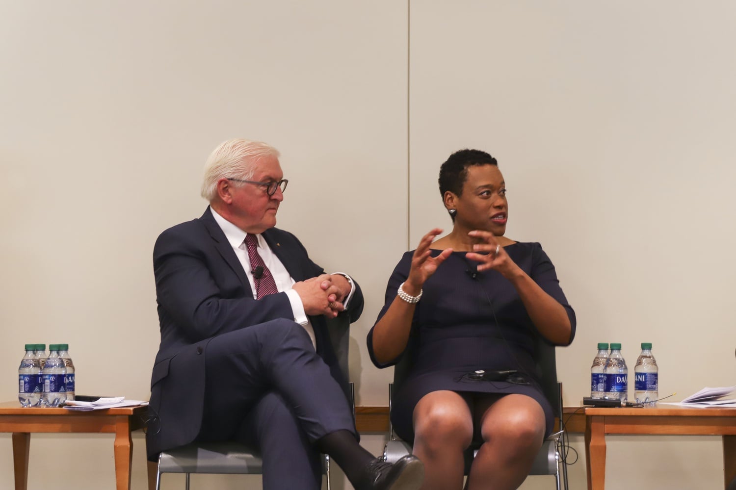 The president of Germany Frank-Walter Steinmeier (left) and Melissa Nobles (right) discuss the ethics of the digital transformation and transatlantic relations at Harvard Law School.