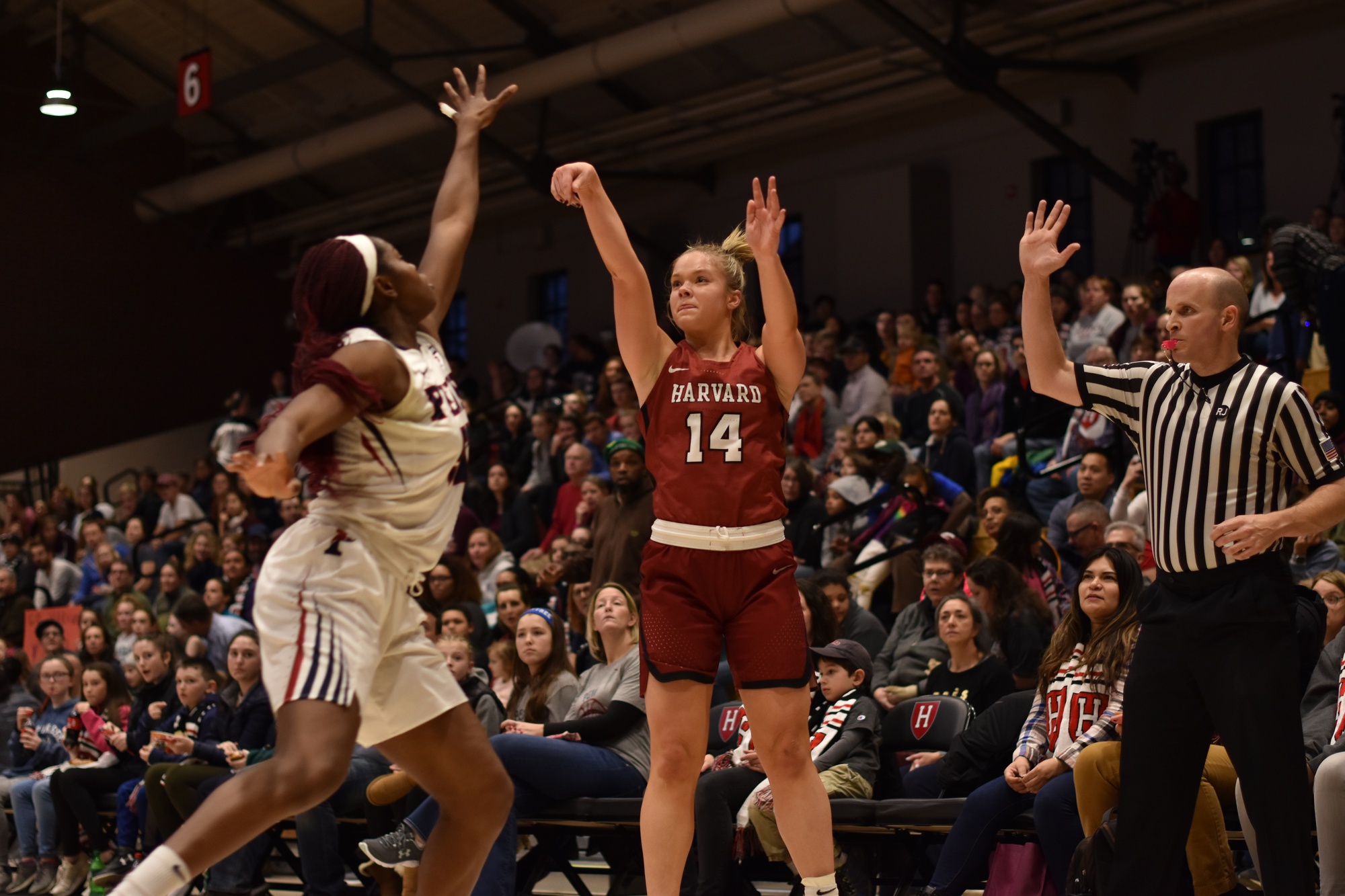 Mackenzie Barta will serve as a co-captain for this team, alongside junior forward Rachel Levy.