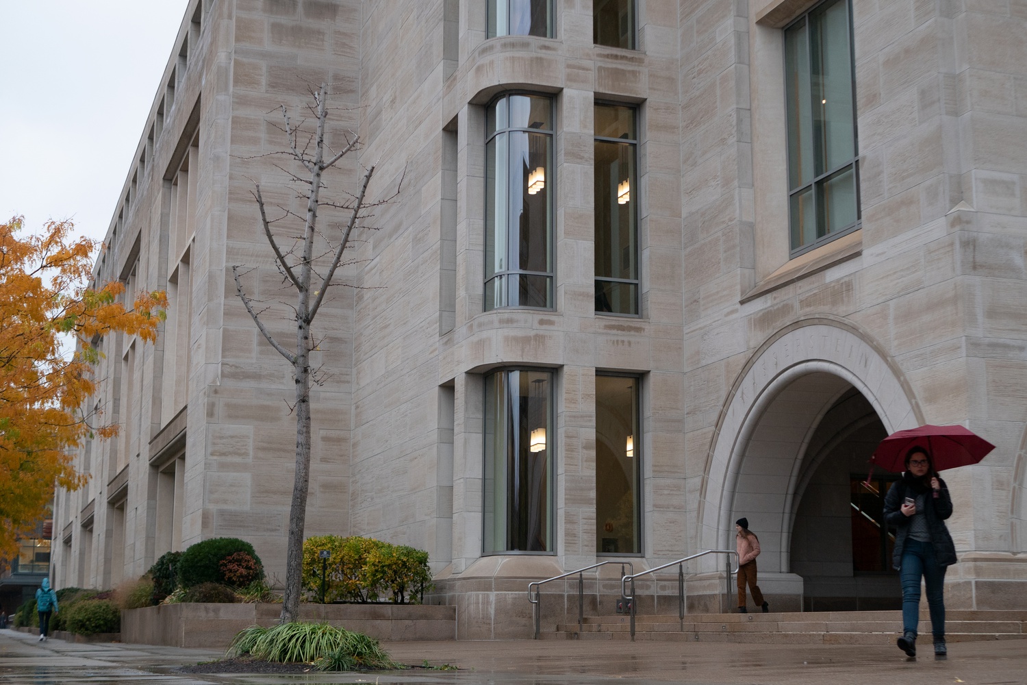 The Harvard Law School on a cloudy Wednesday afternoon. Now, juniors in college pay no application fee when applying to the Harvard Law School through the Junior Deferral Program.