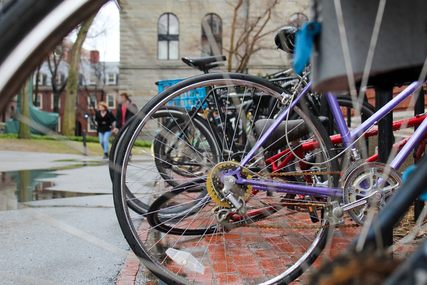 Harvard Graduate Students Union-United Automobile Workers reached tentative new agreements with the University, regarding holidays, vacations and personal days, an employee assistance program, and parking/biking and transit benefits.