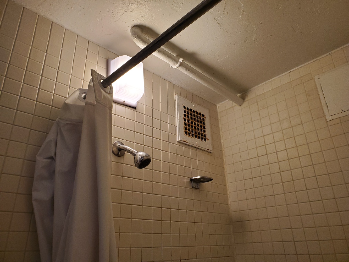 A lovely shower in Leverett G Tower.
