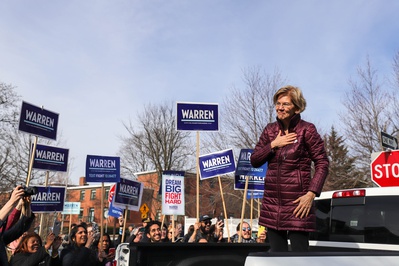 Cover image for Elizabeth Warren Speech at Rally