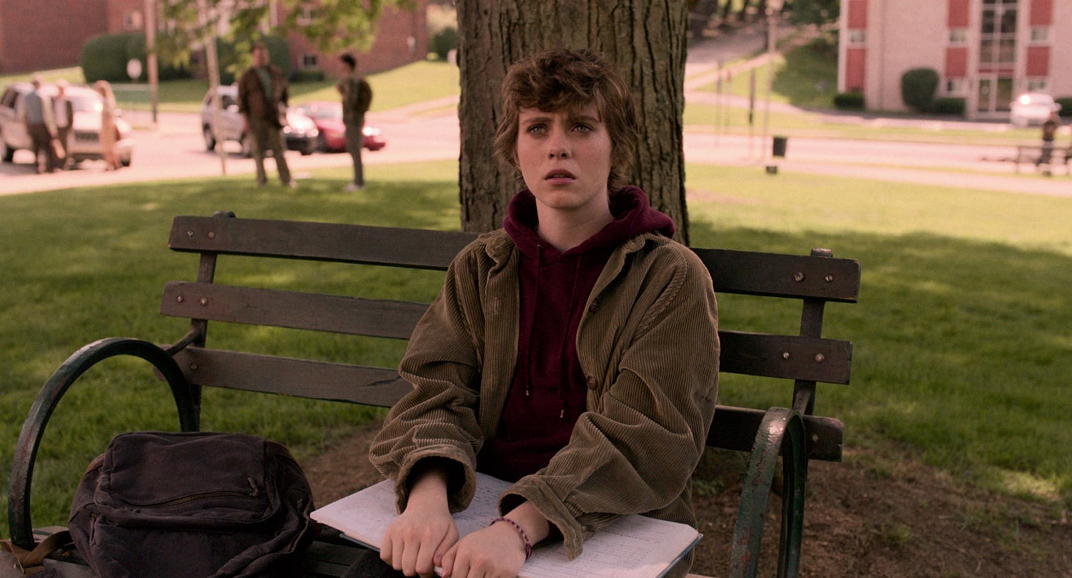 Sophia Lillis plays Sydney Novak, a 17-year-old girl with telekinetic powers.