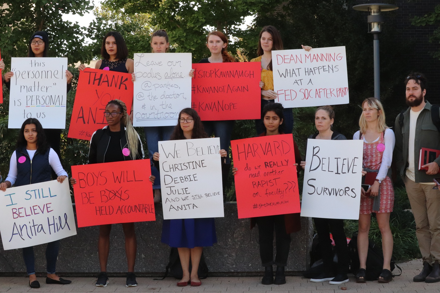 In an anti-Kavanaugh demonstration outside of Pound Hall during a break in senators’ questioning of Christine Ford, protestors flaunted posters reading “We Deserve Better” and “I Still Believe Anita Hill” to protest Kavanaugh’s teaching position at Harvard Law School.