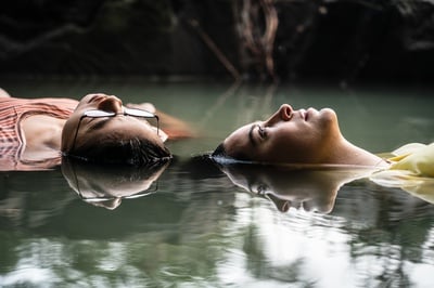 Cover image for 'The Half of It' Still