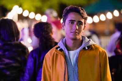 Cover image for Love Victor Still