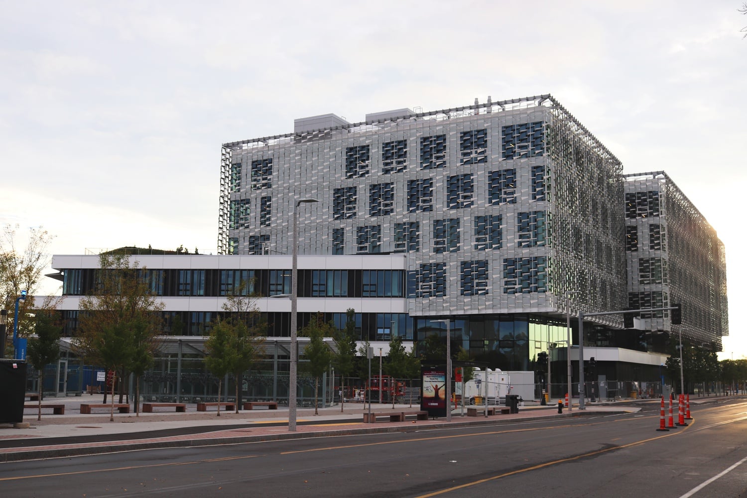 The School of Engineering and Applied Sciences will begin moving into the Science and Engineering Complex in Allston during the first week of November.