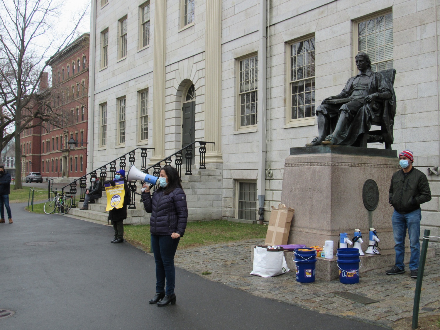 32BJ SEIU Vice President Roxana Rivera addresses Harvard workers, union members, and supporters during a socially-distanced rally calling on the University to pay and guarantee jobs for its contracted staff.