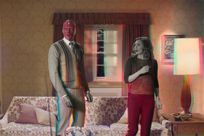 Cover image for ‘WandaVision’ Premiere Review: A Brilliant Standard for the MCU’s Phase Four