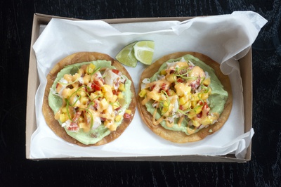 Cover image for La Ventana Lobster Tostada