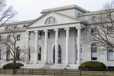 Cover image for Harvard’s Finance Fever Needs an Ethics Check