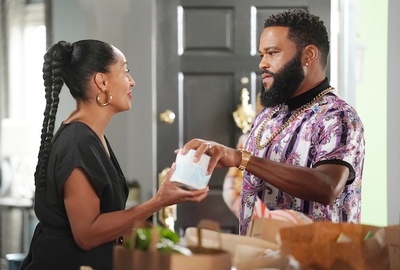 Cover image for “Black-ish” Review:  The Johnson Family Returns from Vacation in Mid-Season Premiere