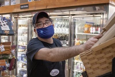 Cover image for Cardullo’s Gourmet Shoppe Employee