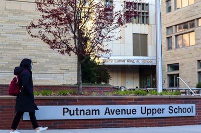 Cover image for Putnam Avenue Upper School