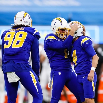 Cover image for LA Chargers Uniform