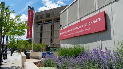 Cover image for Harvard, Stanford Study Links Wildfires to Increases in Mental Health Concerns
