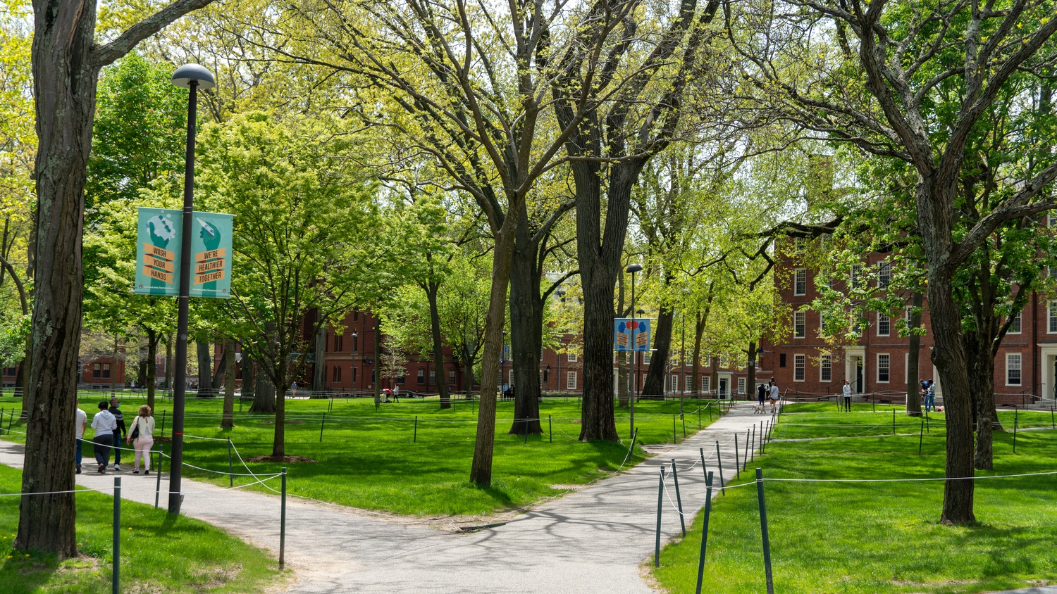 As the fall semester begins, many students are experiencing another spike in Covid-19 infections.