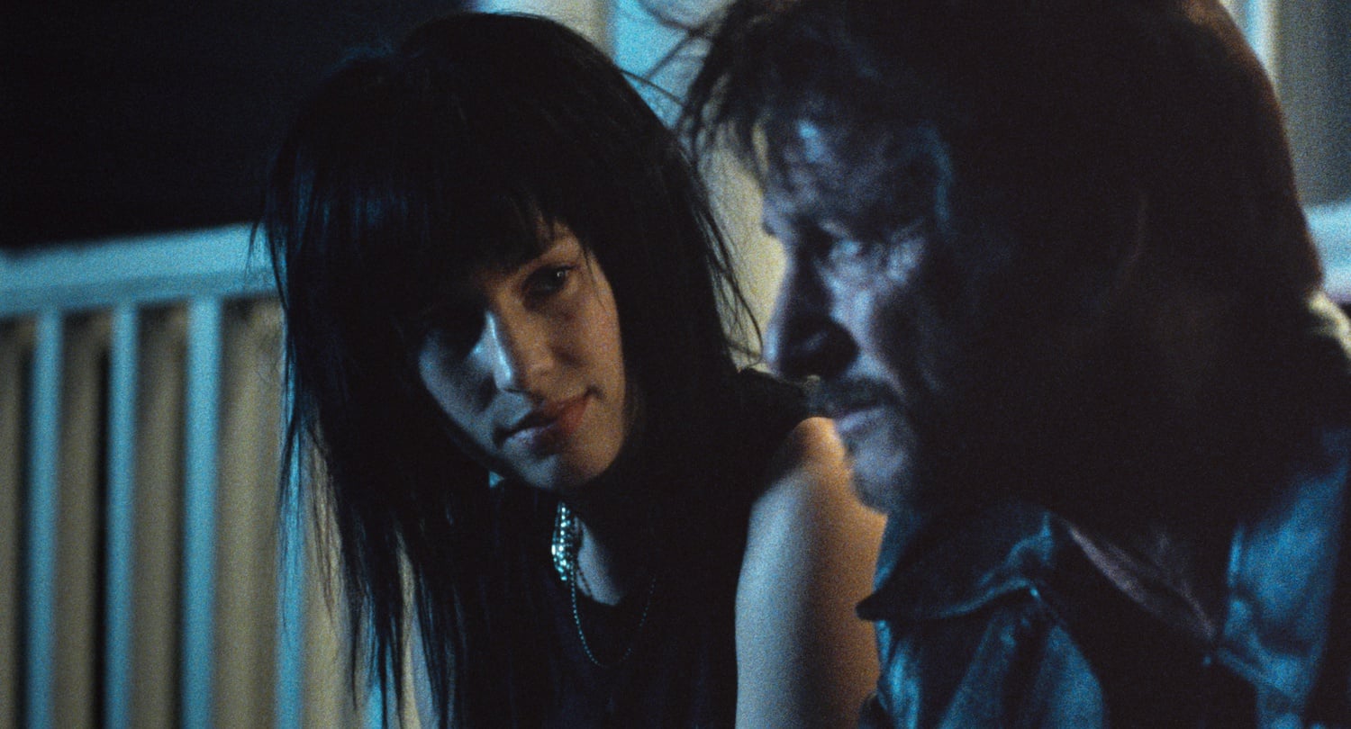 Jennifer (Dylan Penn) and her father John (Sean Penn) in "Flag Day"