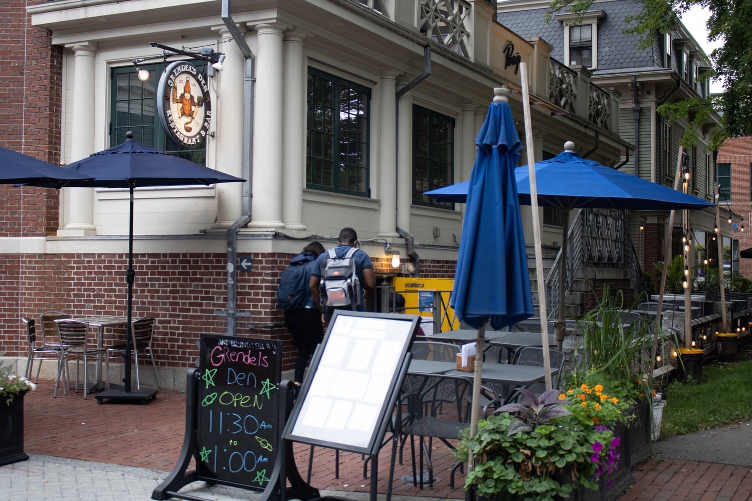 A 1982 Supreme Court decision involving Harvard Square restaurant Grendel's Den could serve as legal precedent to overturn Texas's recent law banning most abortions.