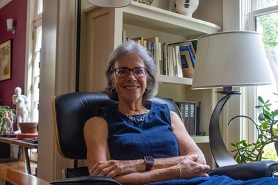Cover image for A Physician in the Patient's Chair