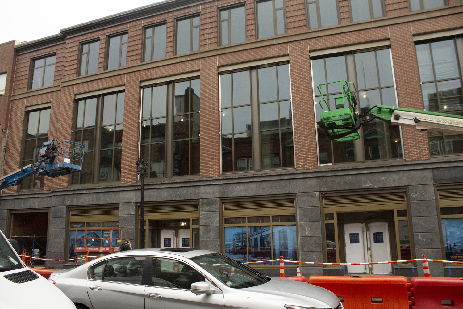 Harvard Square will soon be home to a Chase Bank branch, slated to arrive on JFK St. in 2022.